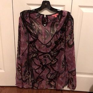 Elegant, dressy long sleeve blouse